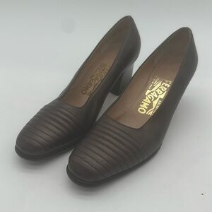 SALVATORE FERRAGAMO Dark Gray Leather Gol Stitch Quilted Toe Pumps Size 6.5 B